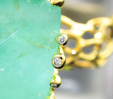 Массивное золотое кольцо с крупным уральским изумрудом огранки «сахарная голова» 27,11 карата и бриллиантами Золото