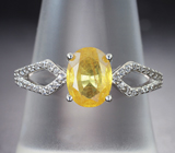 Чудесное серебряное кольцо с редким желтым сапфиром Серебро 925