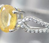 Чудесное серебряное кольцо с редким желтым сапфиром Серебро 925