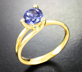 Золотое кольцо с насыщенным танзанитом редкой огранки 1,22 карата и бриллиантами