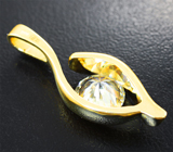 Золотой кулон с крупным муассанитом идеальной бриллиантовой огранки 1,79 карата