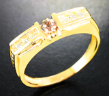 Золотое кольцо с чистейшим уральским александритом оттенка морской волны 0,24 карата и бриллиантами Золото