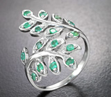 Элегантное серебряное кольцо с яркими изумрудами высокой чистоты Серебро 925
