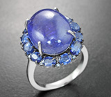 Серебряное кольцо с танзанитом 11,38 карата, кианитами и голубыми сапфирами бриллиантовой огранки Серебро 925