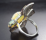 Серебряное кольцо с кристаллическими эфиопскими опалами 6,89 карата и разноцветными сапфирами бриллиантовой огранки