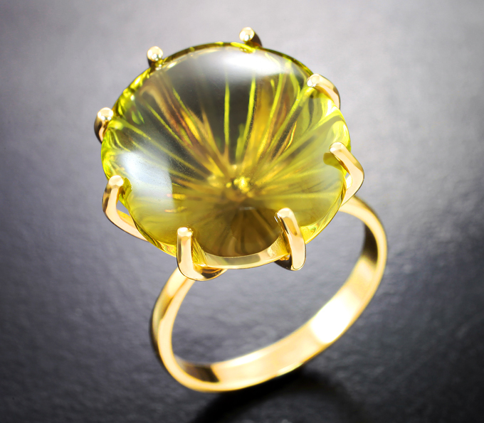 Золотое кольцо с чистейшим оливковым цитрином 20,34 карата