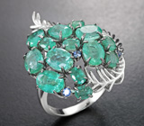 Серебряное кольцо с изумрудами 7,35 карата и синими сапфирами