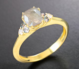 Золотое кольцо с уральским александритом 1,15 карата, гранатами и бриллиантами