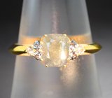 Золотое кольцо с уральским александритом 1,15 карата, гранатами и бриллиантами