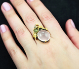 Серебряное кольцо с розовым кварцем 9,51 карата, перидотом и альмандином гранатом Серебро 925