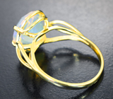 Золотое кольцо с ограненным полупрозрачным эфиопским опалом 2,36 карата