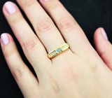 Золотое кольцо с редким уральским александритом цвета морской волны 0,26 карата и бриллиантами! Высокие характеристики