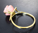 Золотое кольцо с резным кораллом 5,2 карата