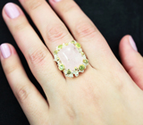 Серебряное кольцо с розовым морганитом, перидотами и желтыми сапфирами Серебро 925