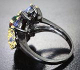 Серебряное кольцо с кристаллическим черным опалом, танзанитами и аметистами Серебро 925