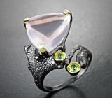 Серебряное кольцо с розовым кварцем 14,25 карата и перидотами