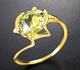 Золотое кольцо с редким лимонным апатитом 2,73 карата