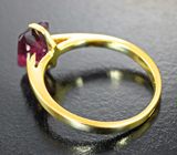 Золотое кольцо с насыщенным рубеллитом турмалином 1,55 карата