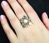 Оригинальное серебряное кольцо с жемчугом, танзанитами и кварцем