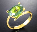 Золотое кольцо с неоново-зеленым апатитом 3,05 карата