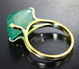 Золотое кольцо с крупным полихромным уральским изумрудом 7,05 карата Золото