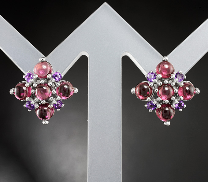 Яркие серебряные пусеты с родолитами и аметистами