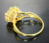 Золотое кольцо с ограненным эфиопским опалом 2,76 карата