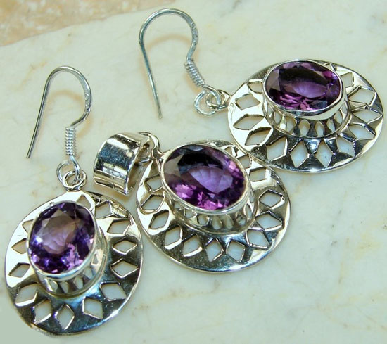 Комплект с аметистами