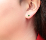 Симпатичные серебряные серьги с диопсидами Серебро 925