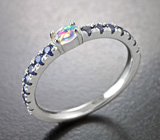 Изящное серебряное кольцо с кристаллическим эфиопским опалом и синими сапфирами Серебро 925