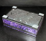 Шкатулка для украшений из сибирского чароита и долерита