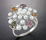 Серебряное кольцо с жемчугом и разноцветными турмалинами