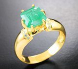 Золотое кольцо с крупным ярким уральским изумрудом 2,26 карата и бриллиантами