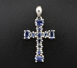 Серебряный кулон-крест с синими сапфирами Серебро 925