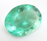 Крупный «неоновый» флюорит 21,58 карата 