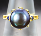 Золотое кольцо с жемчугом титанового люстра 6,75 карата и синими сапфирами Золото