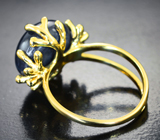 Золотое кольцо c крупным звездчатым сапфиром 14,06 карата и бриллиантами Золото