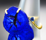 Золотое кольцо с крупным пронзительно-синим азуритом 23 карата и синим сапфиром Золото