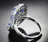 Роскошное серебряное кольцо с яркими танзанитами разных огранок