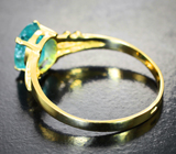 Золотое кольцо с «неоновым» апатитом 1,64 карата