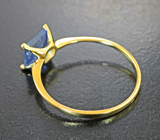 Золотое кольцо с васильковым сапфиром 1,57 карата Золото