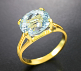 Золотое кольцо с ярким аквамарином высокой чистоты 4,27 карата Золото