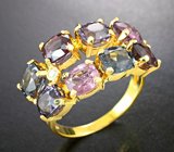 Золотое кольцо с россыпью разноцветных шпинелей 7,73 карата и бриллиантом