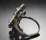 Серебряное кольцо с танзанитами и голубыми топазами Серебро 925