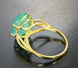 Золотое кольцо с крупным уральским изумрудом редкого оттенка 5,39 карата Золото