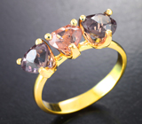 Золотое кольцо с разноцветными шпинелями редкой огранки 3,64 карата