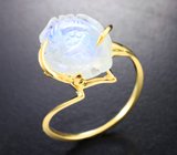 Золотое кольцо с резным лунным камнем 6,8 карата Золото