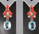 Замечательные серебряные серьги с голубыми топазами и кораллом Серебро 925