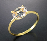 Золотое кольцо с персиковым морганитом высокой чистоты 1,74 карата