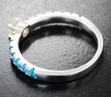Прелестное серебряное кольцо с кристаллическим эфиопским опалом и «неоновыми» апатитами Серебро 925